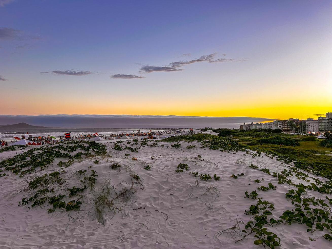 Incrivel Apto A 800M Da Praia Do Forte - Cabo Frio Exteriör bild